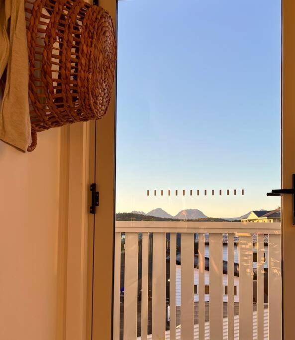 Viola - Seaside Retreat Villa Coles Bay Dış mekan fotoğraf